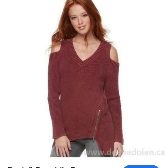 Sweater - Picture 2 of 11